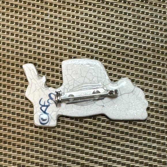 Teacher Appreciation Gifts 3 Signed Pins Boxes Included Pencil Apple Cat ABC - Picture 4 of 9